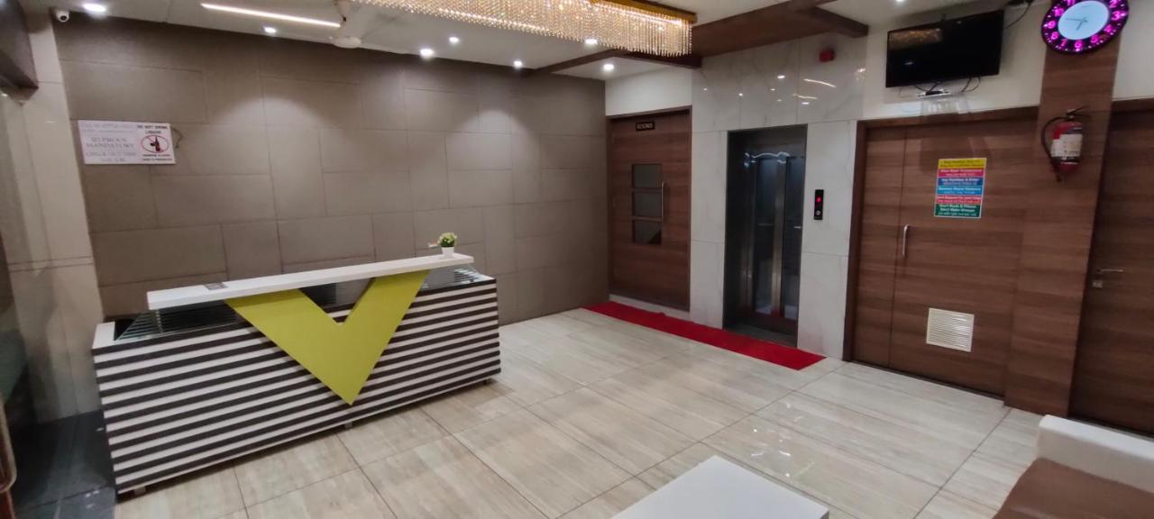 Hotel Viram Pārdi エクステリア 写真