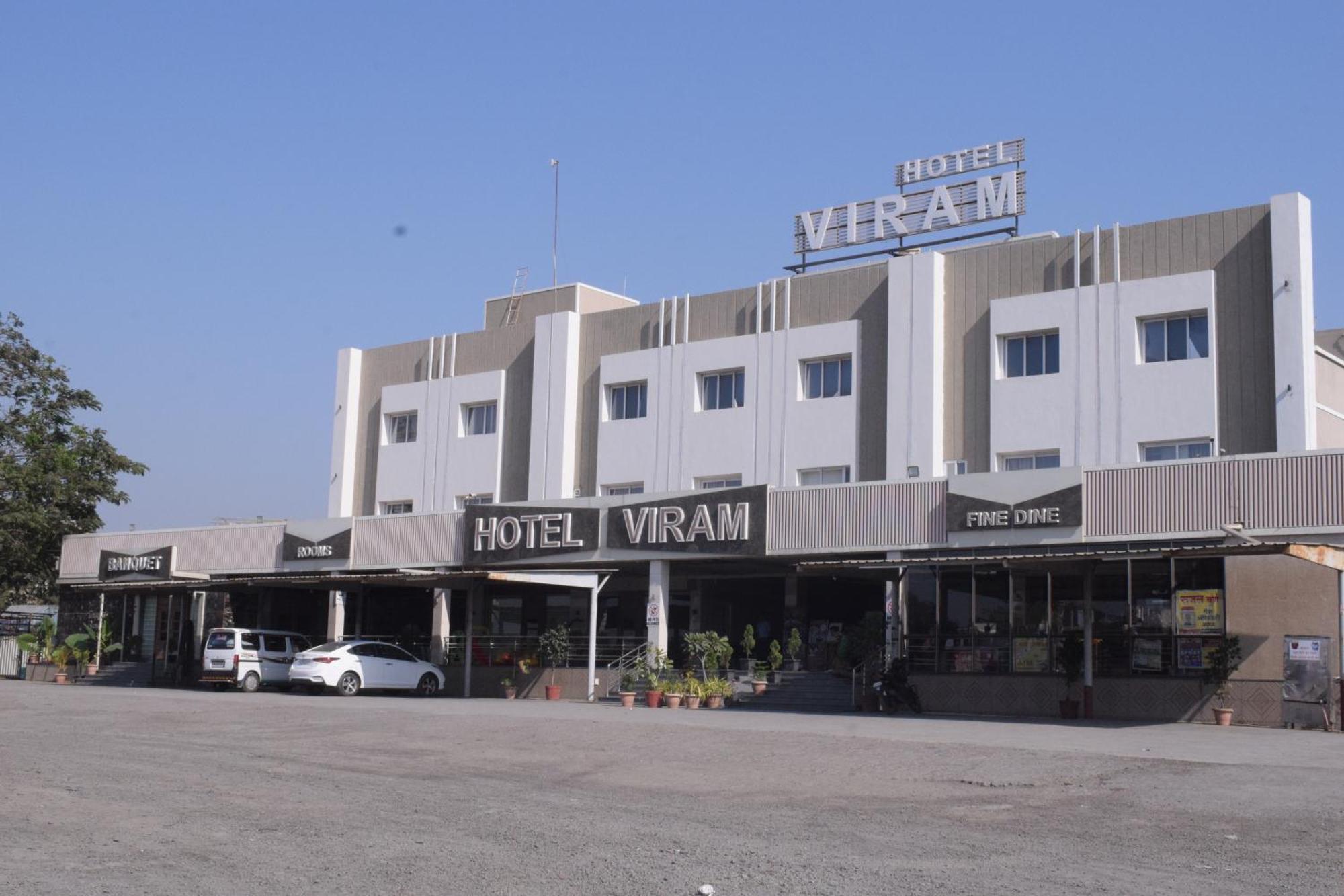 Hotel Viram Pārdi エクステリア 写真